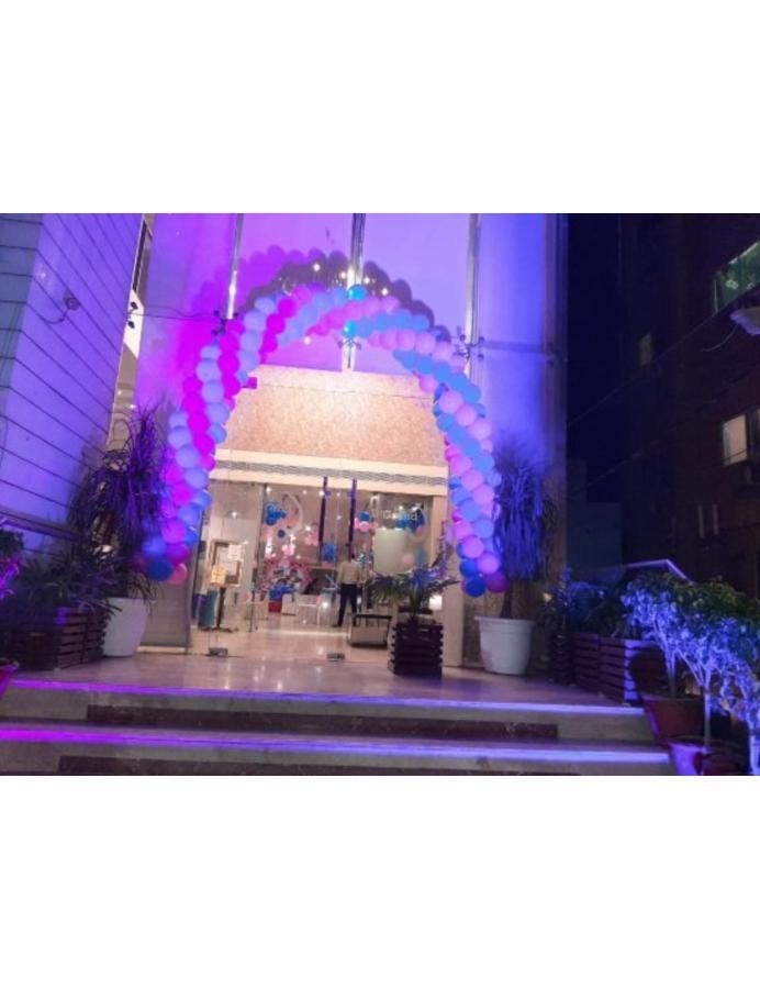 Hotel D Grand, บาแรลลี ภายนอก รูปภาพ